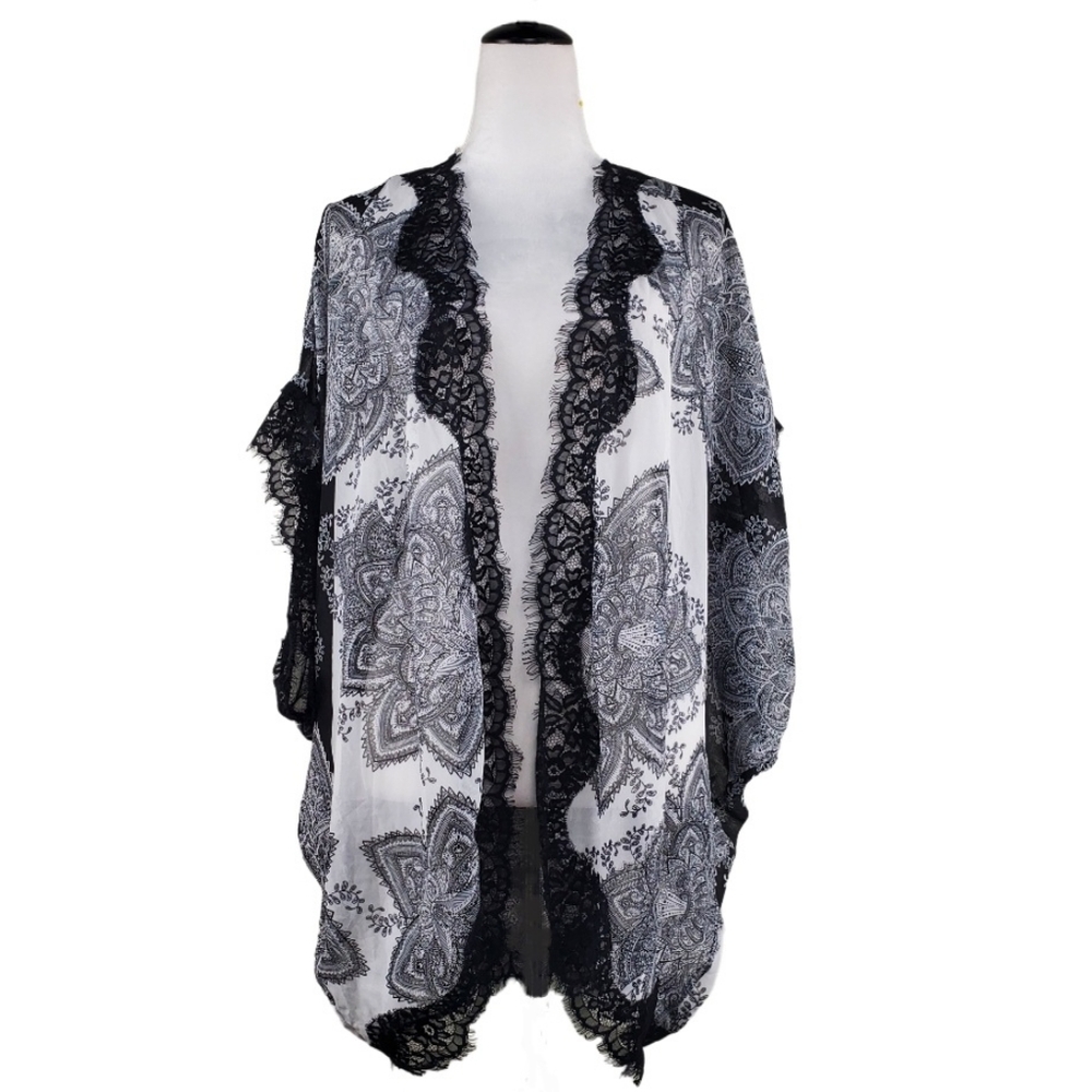 Kate & Mallory Black and White Paisley with Lace Swimsuit Cover-up Size Large